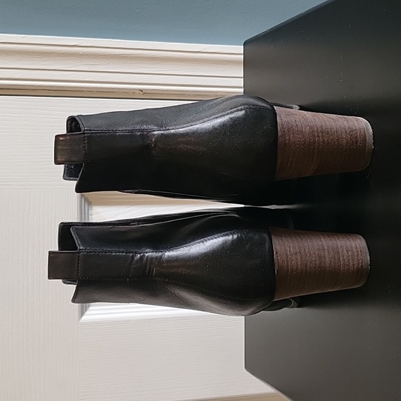 Ankle boots - Picture 3 of 8